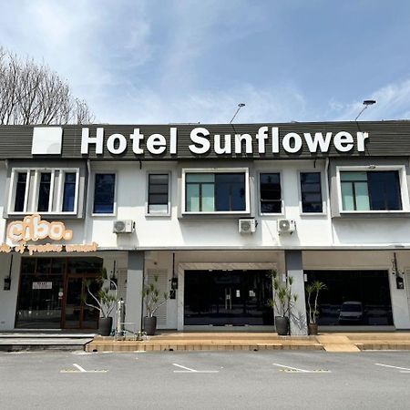 Hotel Sunflower - Hls Malacca Exterior foto